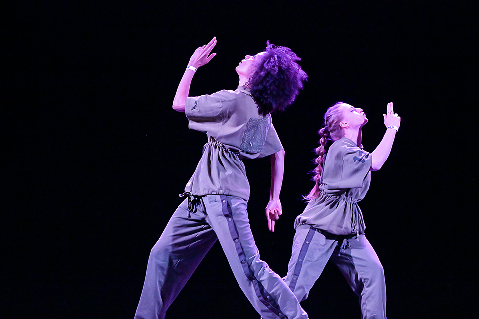 U_DANCE_SCHOOL_757