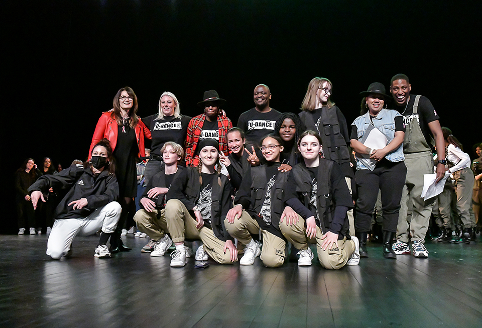 U_DANCE_SCHOOL_922
