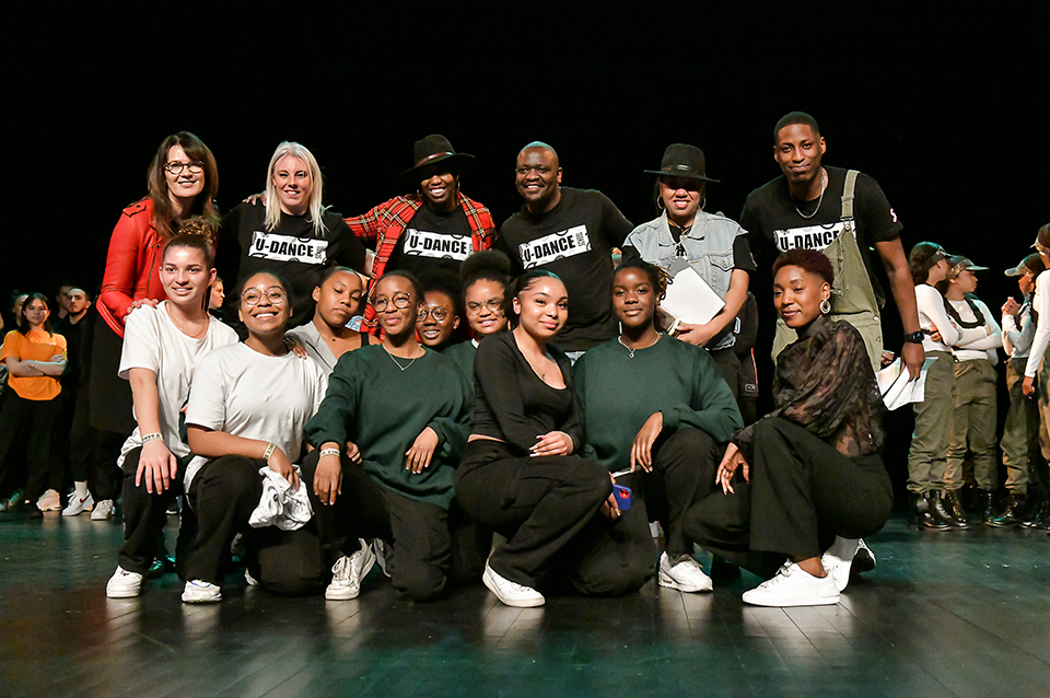 U_DANCE_SCHOOL_939