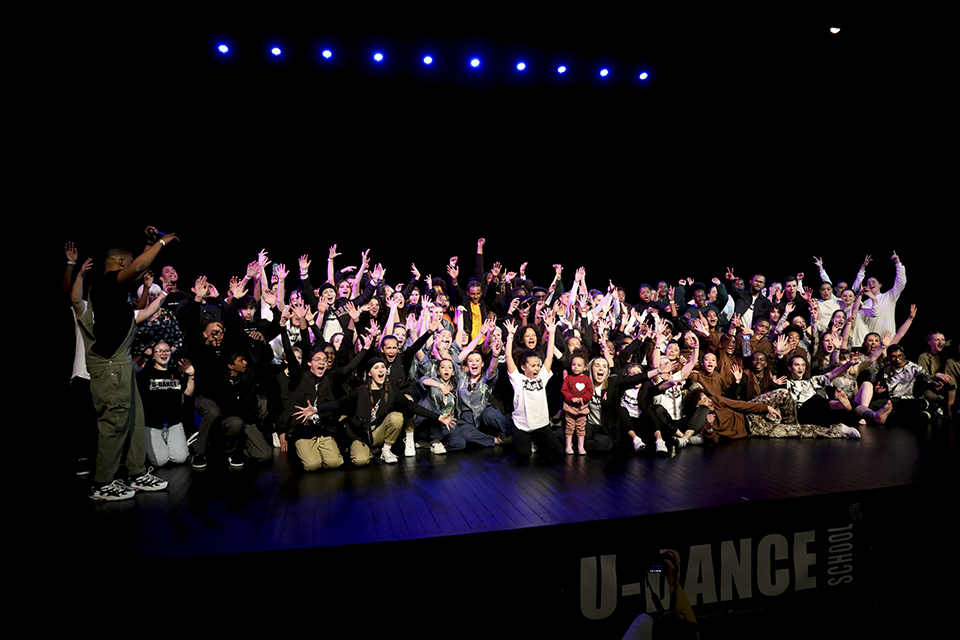 U_DANCE_SCHOOL_970