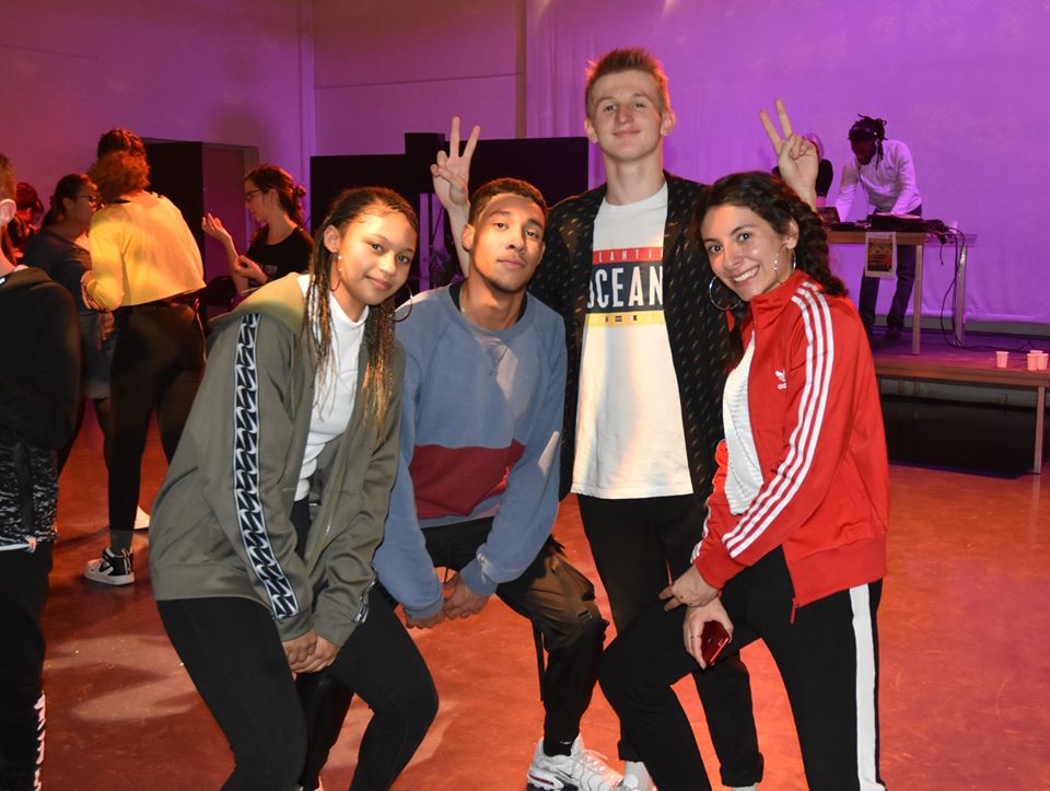 u_dance_school_83411047_778376262650921_1815232519944011776_o