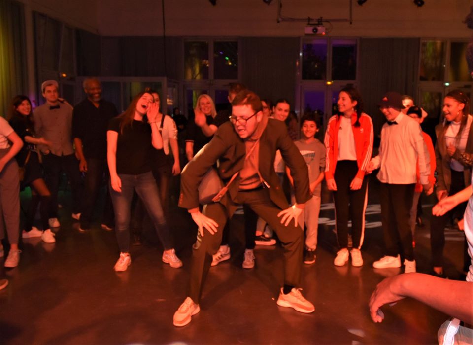 u_dance_school_83601488_778375849317629_3554966335232409600_o