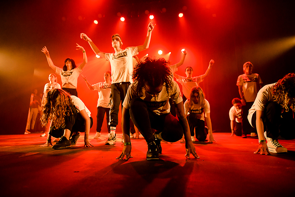 U_DANCE_SCHOOL_MEGACREW (1)