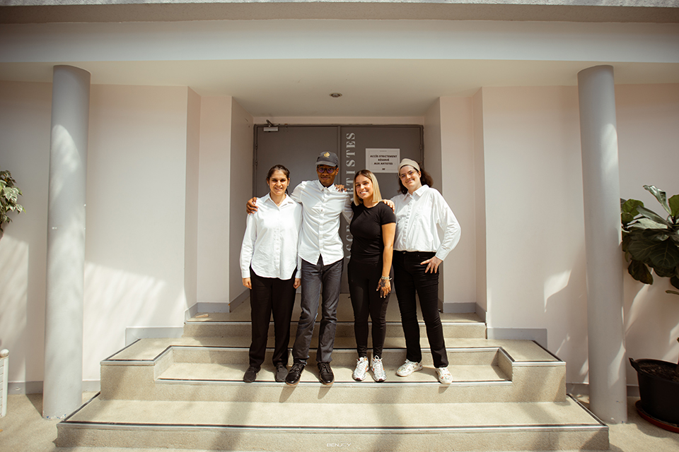 U_DANCE_SCHOOL_LOGES (20)