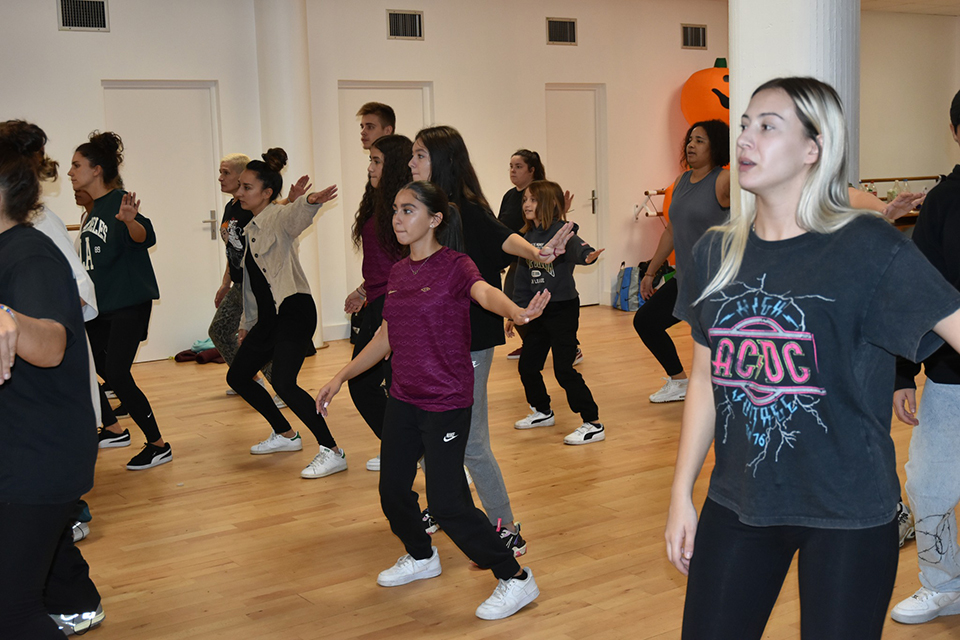 u_dance_school_313367235_473960834711521_3533411211954870580_n