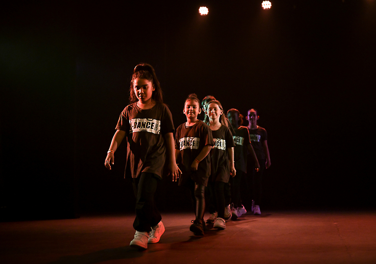 u_dance_school_109