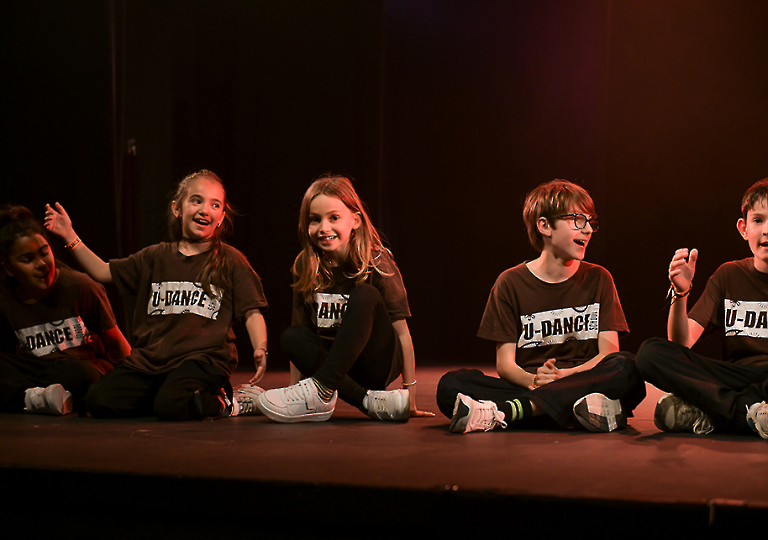 u_dance_school_127
