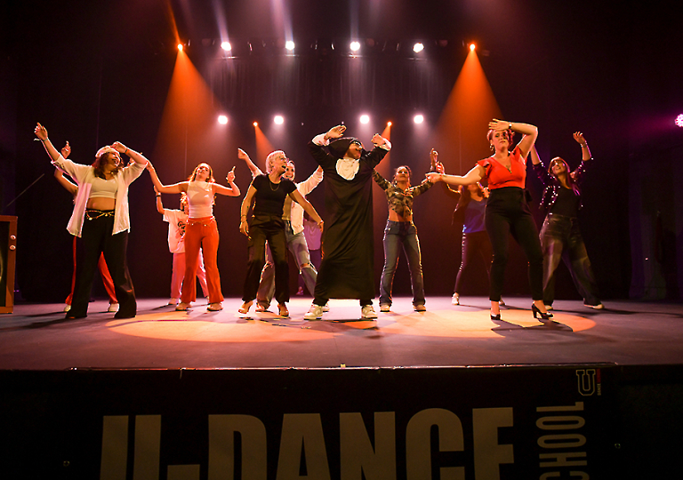 u_dance_school_212