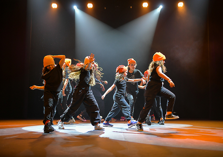 u_dance_school_254