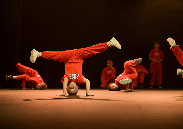 u_dance_school_266