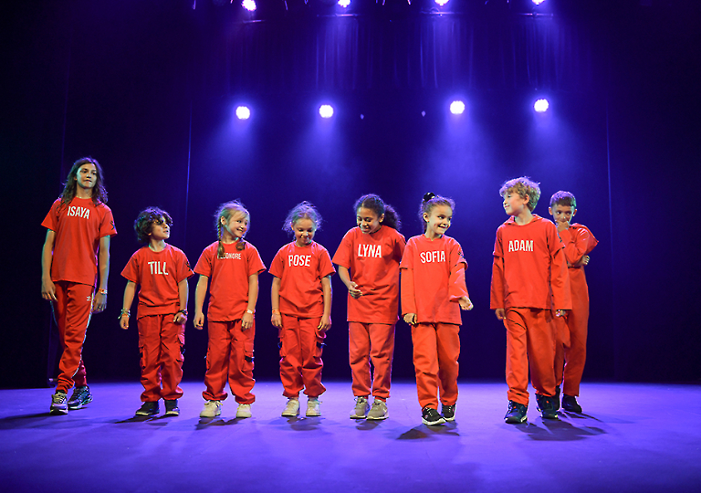 u_dance_school_276