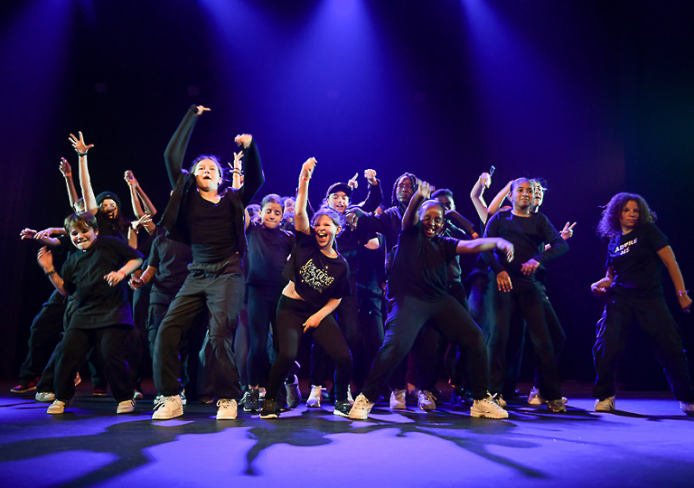 u_dance_school_292