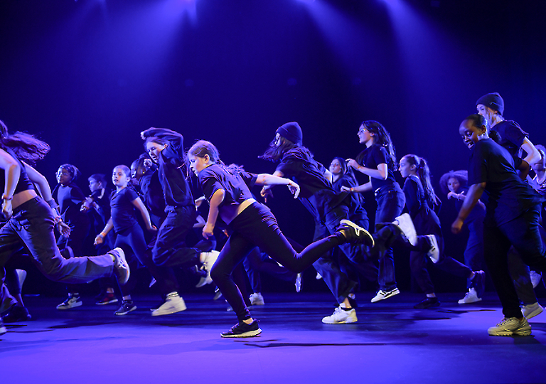 u_dance_school_295