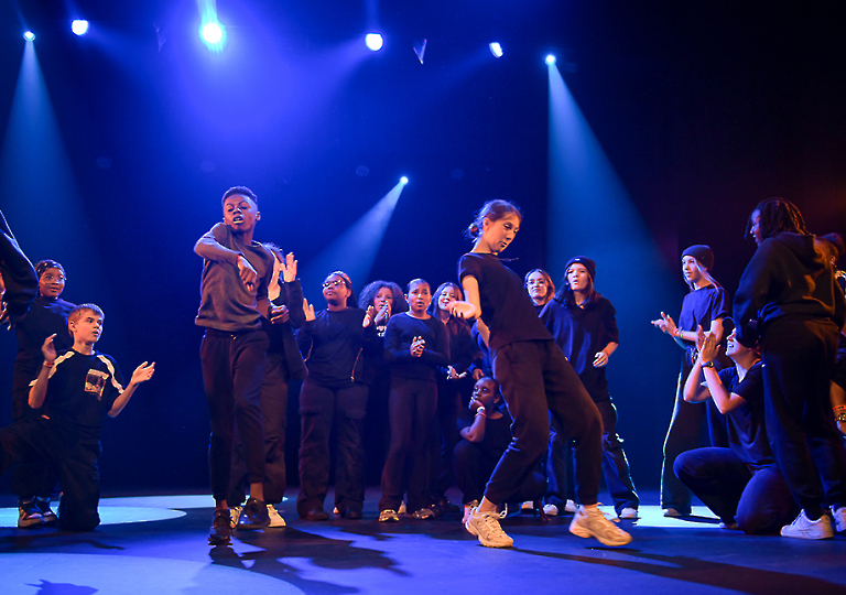 u_dance_school_304
