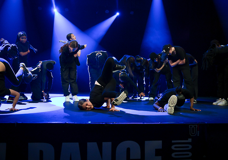 u_dance_school_309
