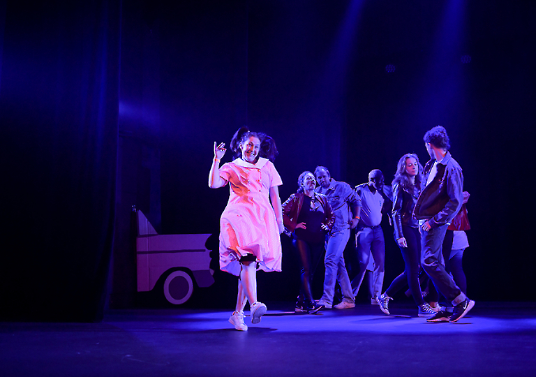 u_dance_school_319