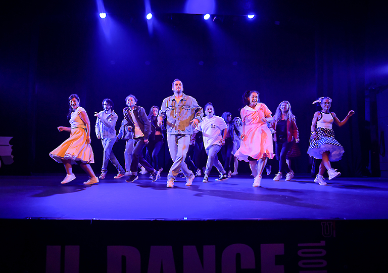 u_dance_school_328