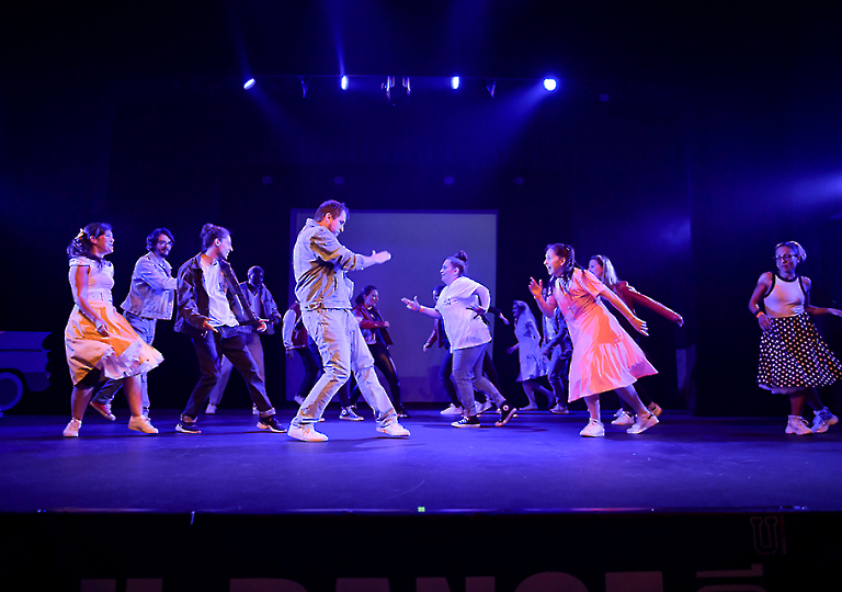 u_dance_school_337
