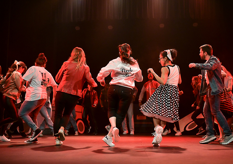 u_dance_school_371